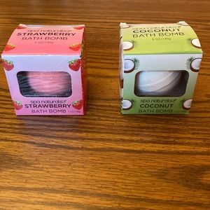 Set of two bath bombs-Strawberry and Coconut